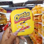 Monedero Food de Cierre con correa Cheetos Flaming Hot