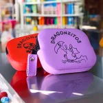 Monedero Con Correa con Diseño de Dragonzitos
