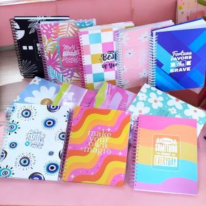 Libreta 200 Hojas Rayas Tamaño Profesional Diseños Cute