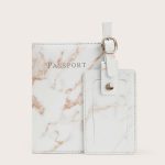 Kit de Estuche para Pasaporte y Etiqueta para Equipaje Marmol Blanco con detalles Rosas