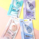 Set de Corrector en Cinta, Pluma y Engrapadora con 1000 Grapas de Repuesto colores Pastel