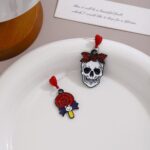 Aretes Metalicos de Aleación Diseño Cráneo Calavera & Paleta
