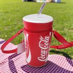 Bolsa Crossbody Cilindrica Coca Cola