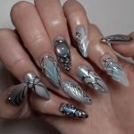 Set de Uñas Reutilizables con 24 piezas Tonos Azul Degradados con Plateado