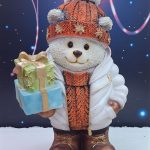 Figura Oso Polar Navideño Artesanal de Cerámica con Detalles de Peluche Tamaño Jumbo 63cm