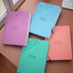 Agenda Diaria 2026 Cosida Planificadora Pasta Dura Premium Textura Piel Pasteles Tamaño Memorandum