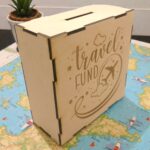 Alcancía Reto de Ahorro con Meta en MDF Travel Fund 14.5 x 7 cm