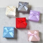 Caja de Regalo Cuadrada 5 cm Diseño Relieves en Forma de Rombo