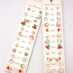 Set de 12 Pares de Aretes "Calendario de Estilo" – Colección Mensual