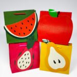 Bolsa de Regalo Chica Diseño Frutas CH- 18X23X10 CM
