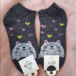 Tines Adulto Gris Oscuro con diseño de Gatos con Corazones