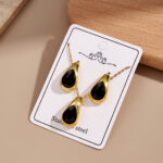 Set de Collar y Aretes en Acero Inoxidable - Diseño Gota de Cristal Negro