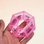 Pastillero Semanal de 7 Días - Diseño Compacto y Portátil