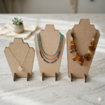 Set de 3 Exhibidores para Collar en MDF - Diferentes Alturas.