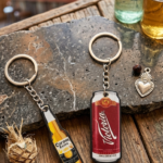 Brinda por tu estilo: Llaveros MDF de Cervezas Icónicas 🍻✨