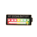 Pin Metálico My Social Battery Broche Batería Social Introvertido Meme Negro