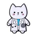 Pin Metálico De Gato Con Bata Y Estetoscopio Accesorio Medicina Bonito