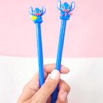 Pluma de Gel Stitch - Punto Fino Tinta Negra - Diseño Kawaii 💙