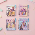 Mini Libreta Argollada Con Pluma Style HUNTRX Guerreras del Kpop/ Anime 10x8 cm